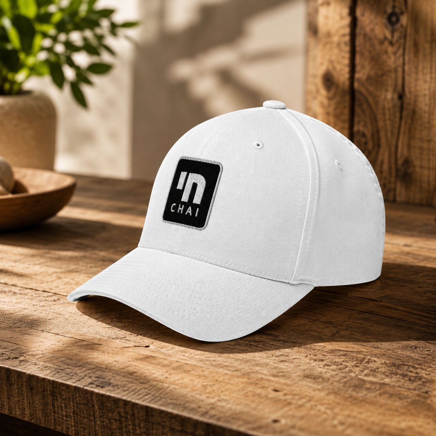 חי Chai - Life - Hebrew Embroidered 6-Panel Cap