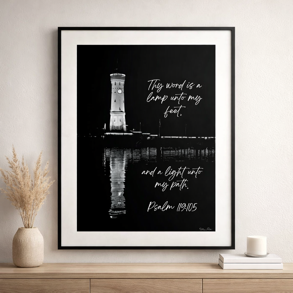 Leuchtturm in Schwarz-Weiß – Fine Art Print – „Dein Wort“ Psalm 119