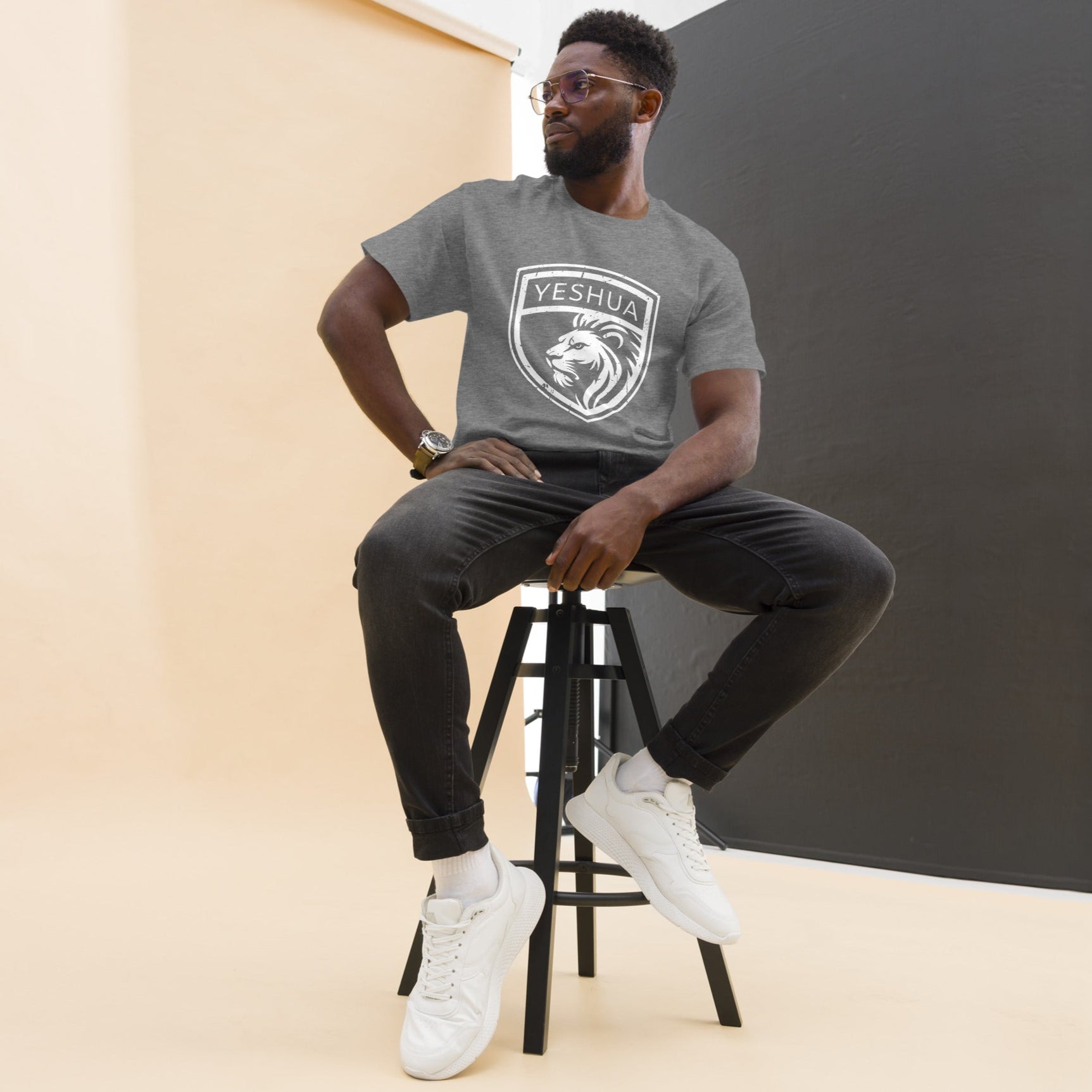 Shield of Faith – Yeshua – Unisex T-Shirt